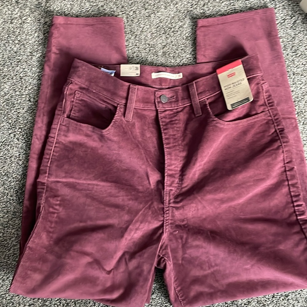 Levi’s high waisted mom jeans 31x29